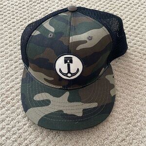 Camouflage Anchor Trucker Hat
